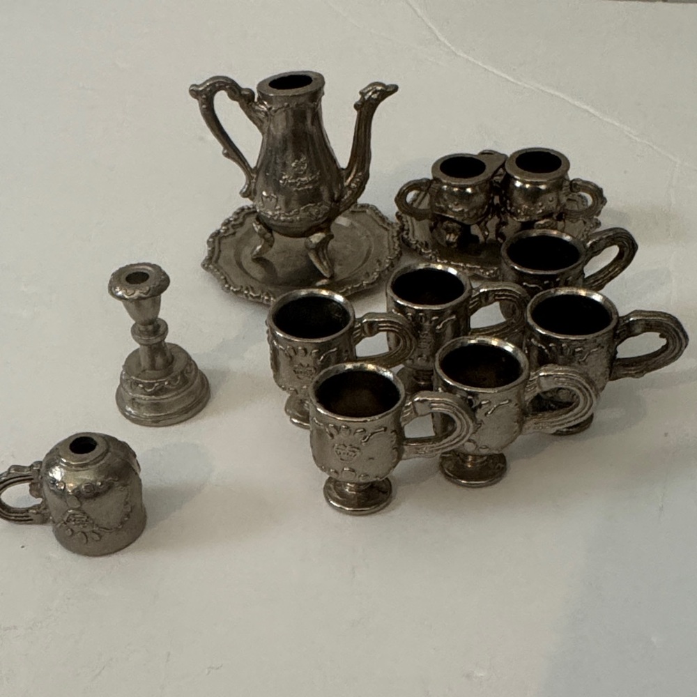 Vintage 1978 Imperial Dollhouse Miniature Tea Set Trays Teapot Cream & Sugar